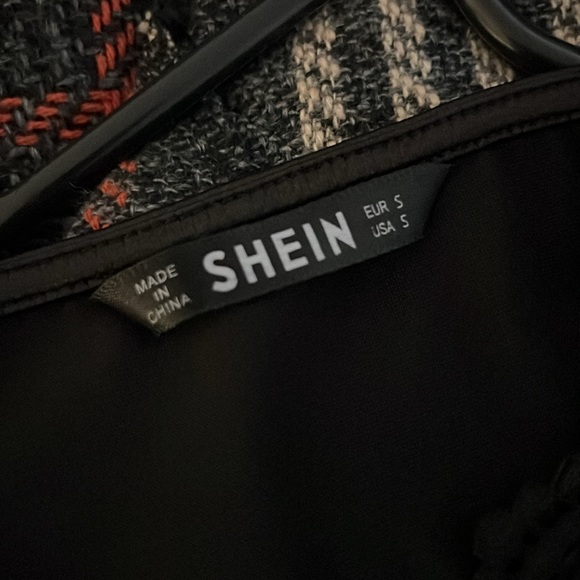 Lace Tank top - Picture 7 of 7